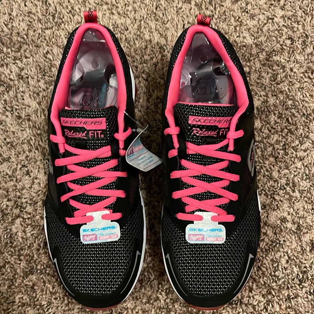 Skech-Air Relaxed Fit from Skechers. Air-Cooled Memory Foam.